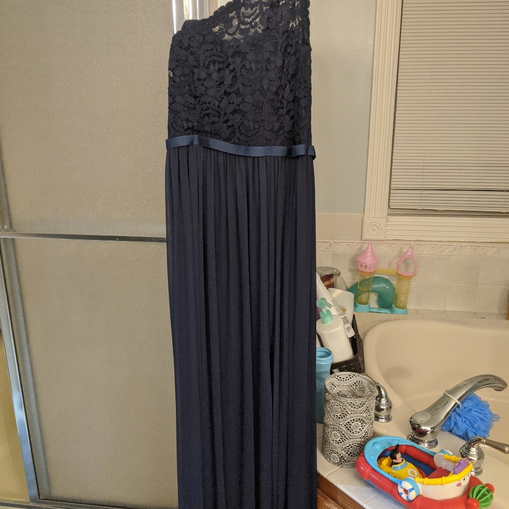 New David's bridal dress sz 6